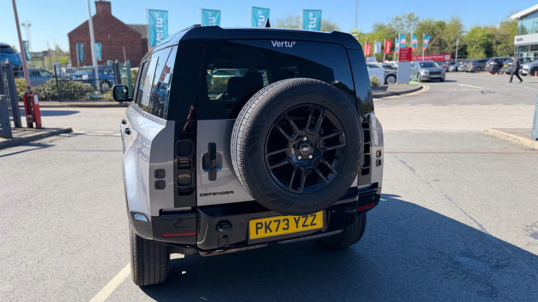 Land Rover Defender 3.0 D250 X-Dynamic SE 110 5dr Auto Diesel Estate